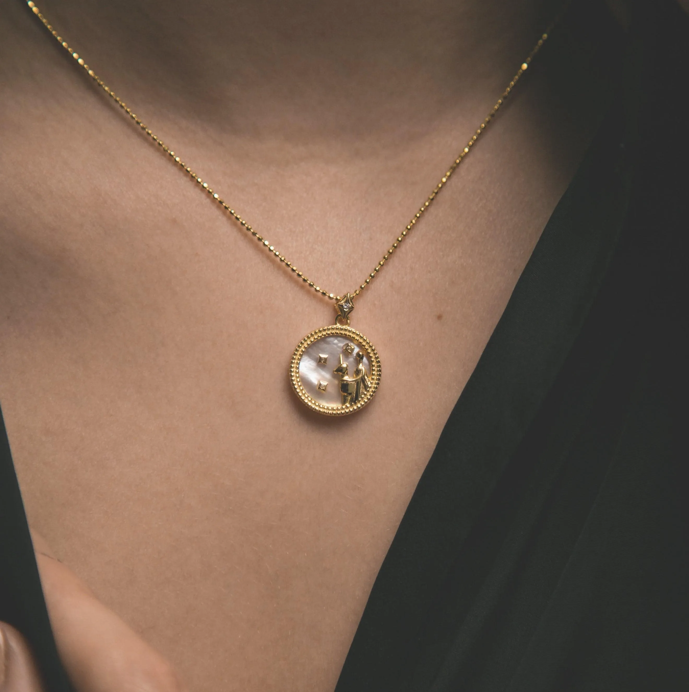 Asta Zodiac Star Sign Necklace - Mother of Pearl | 18K Gold Plated