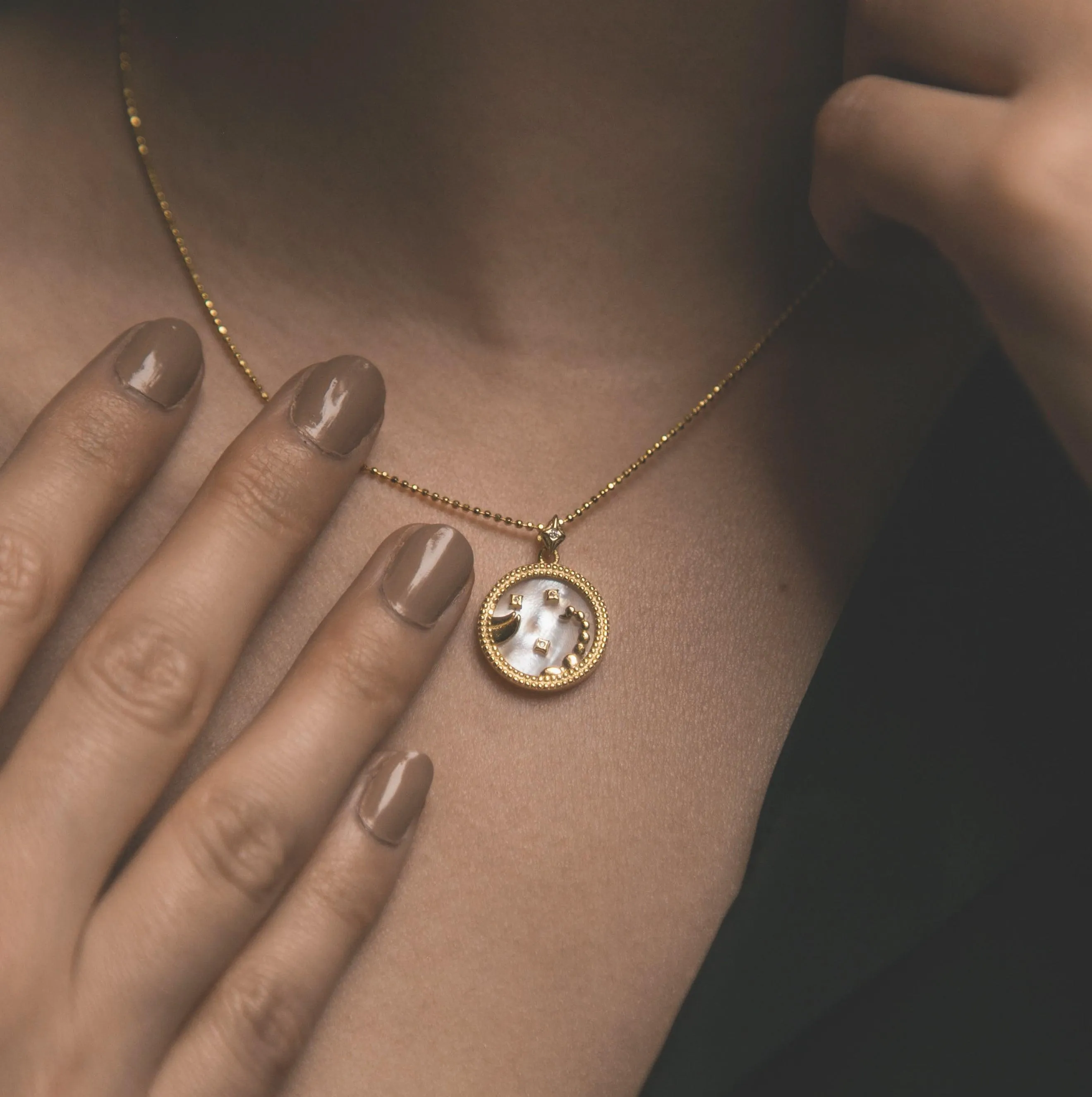 Asta Zodiac Star Sign Necklace - Mother of Pearl | 18K Gold Plated