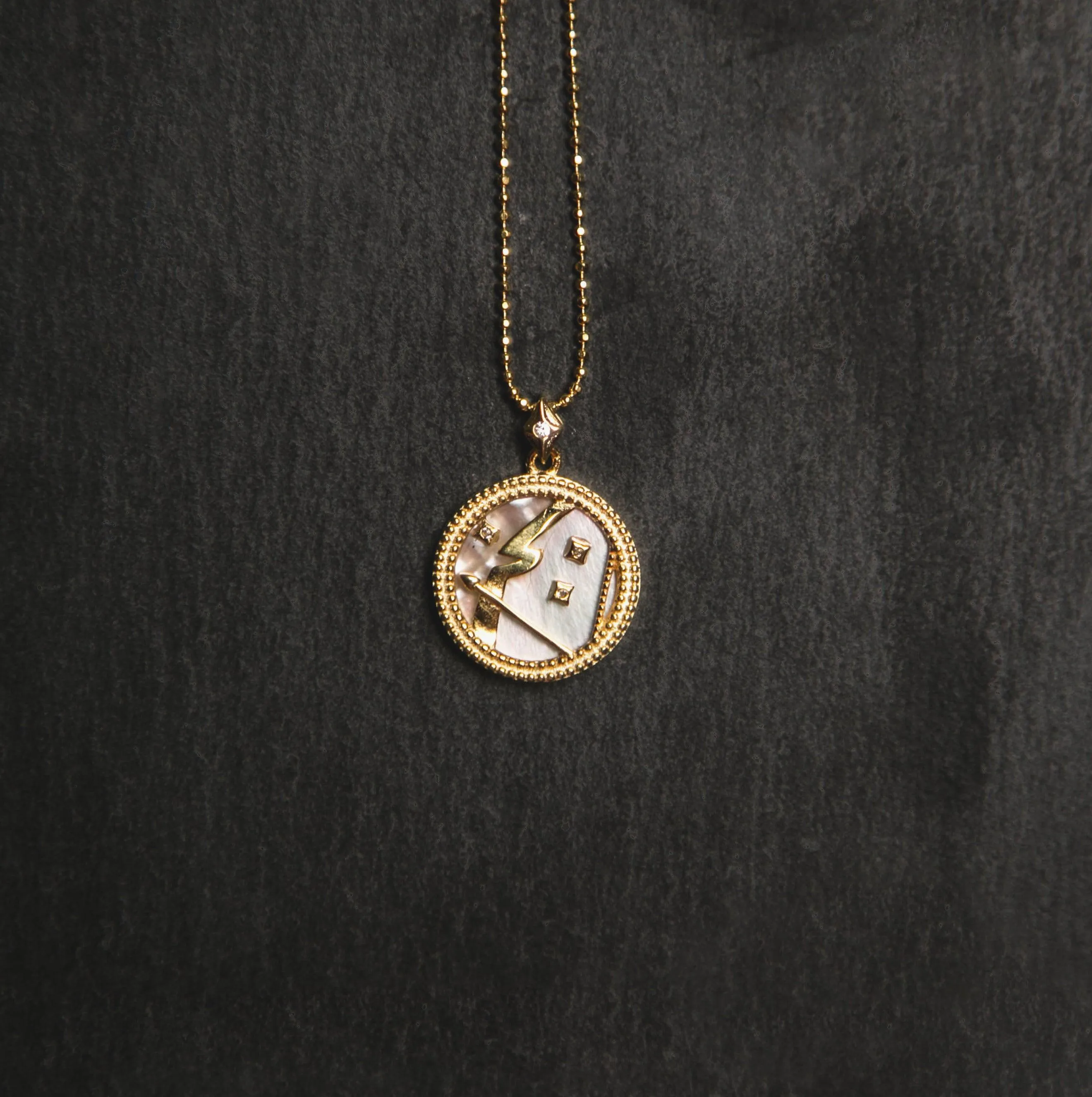 Asta Zodiac Star Sign Necklace - Mother of Pearl | 18K Gold Plated