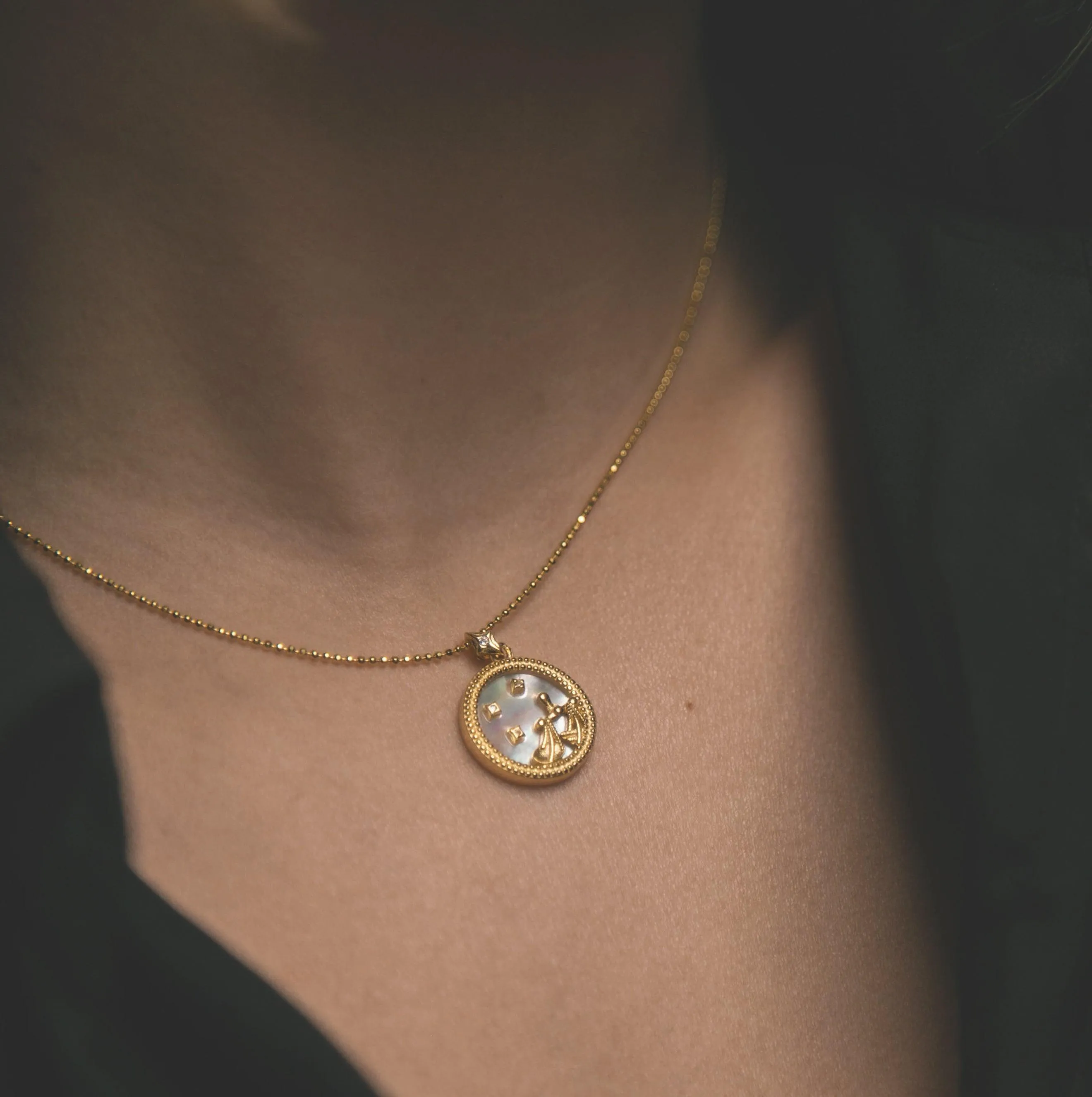 Asta Zodiac Star Sign Necklace - Mother of Pearl | 18K Gold Plated
