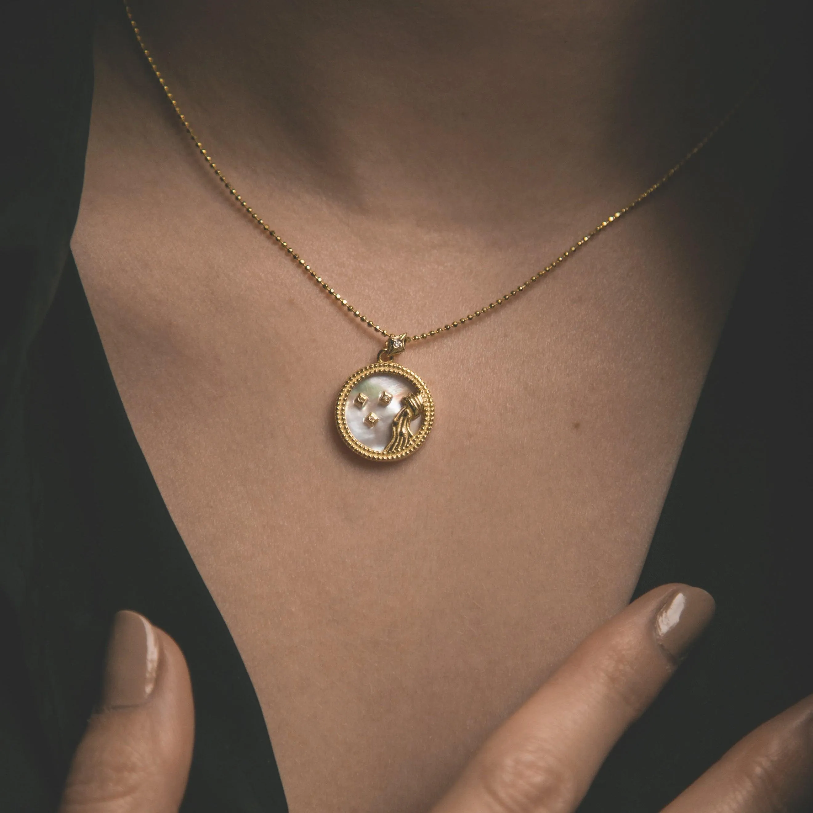 Asta Zodiac Star Sign Necklace - Mother of Pearl | 18K Gold Plated