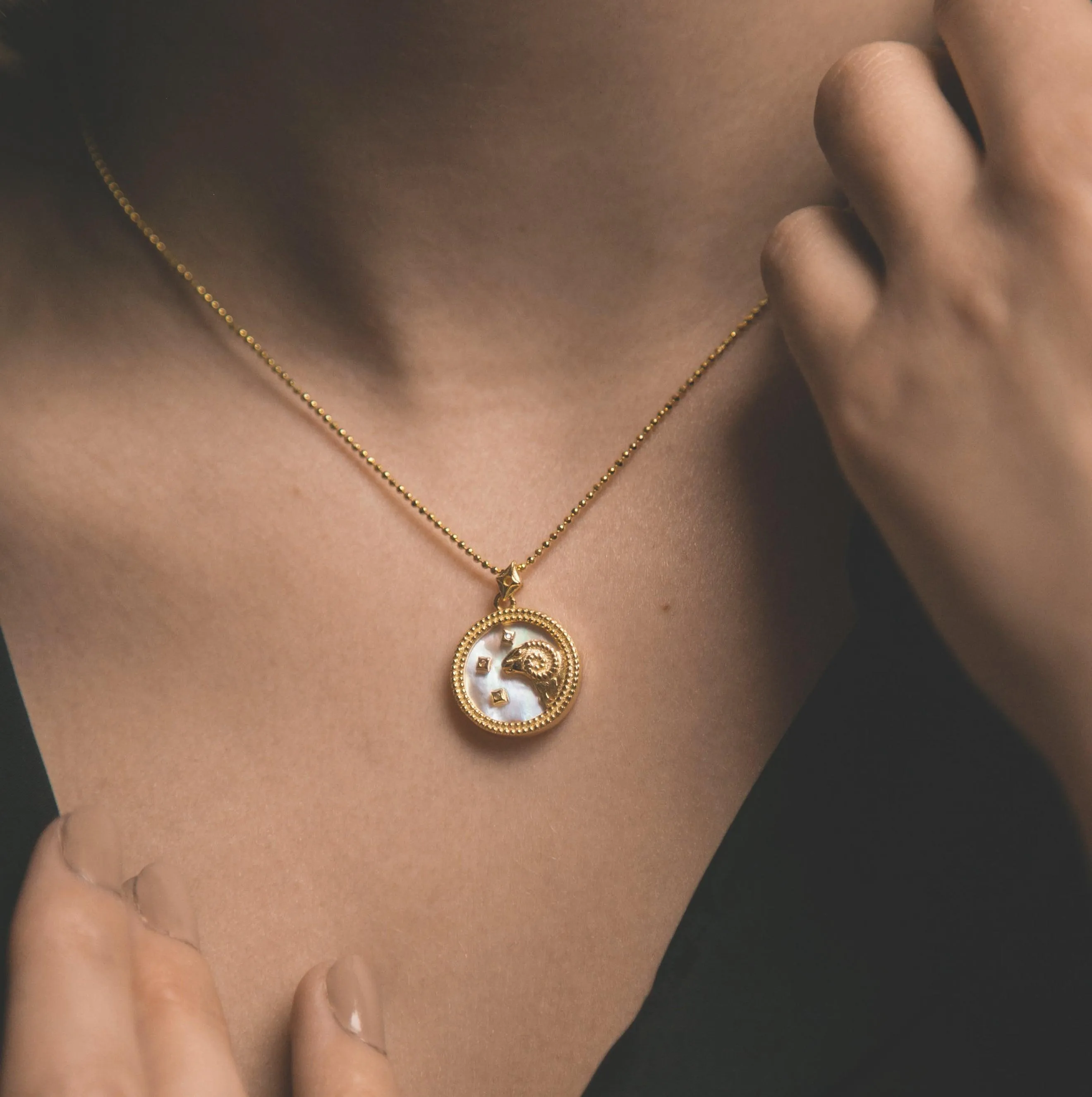 Asta Zodiac Star Sign Necklace - Mother of Pearl | 18K Gold Plated
