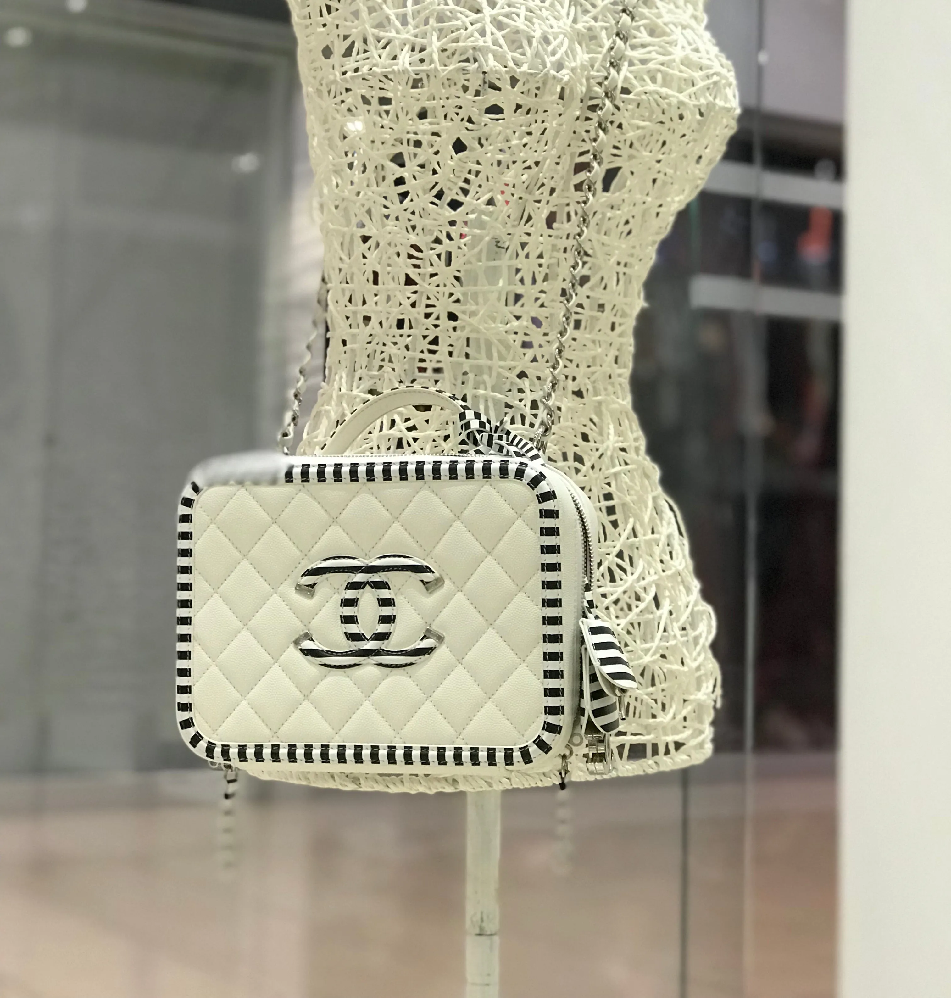 Black and White Striped CC Filigree Medium Caviar Quilted Vanity Case