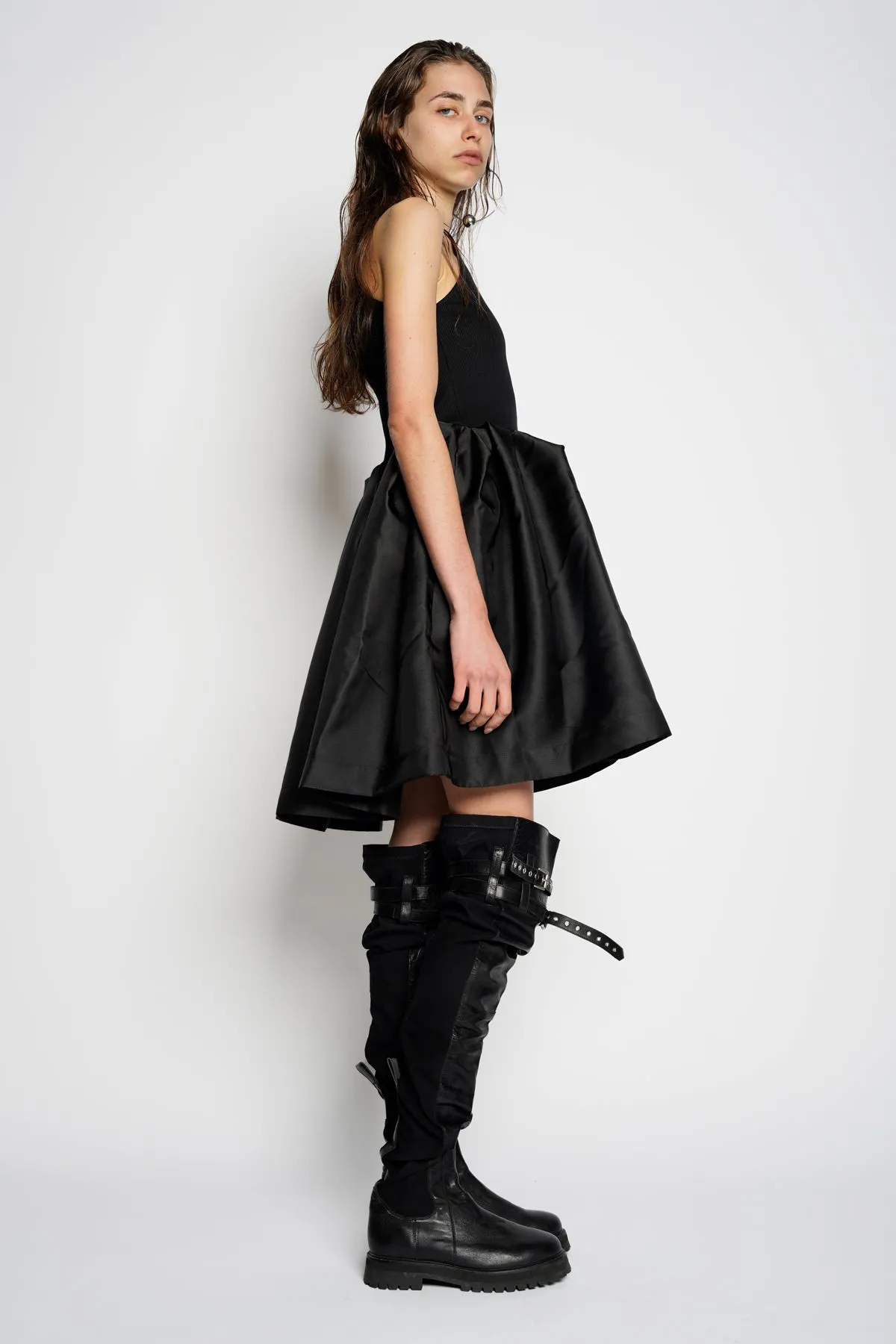 BLACK MINI DRESS WITH TANK TOP SCOOPED