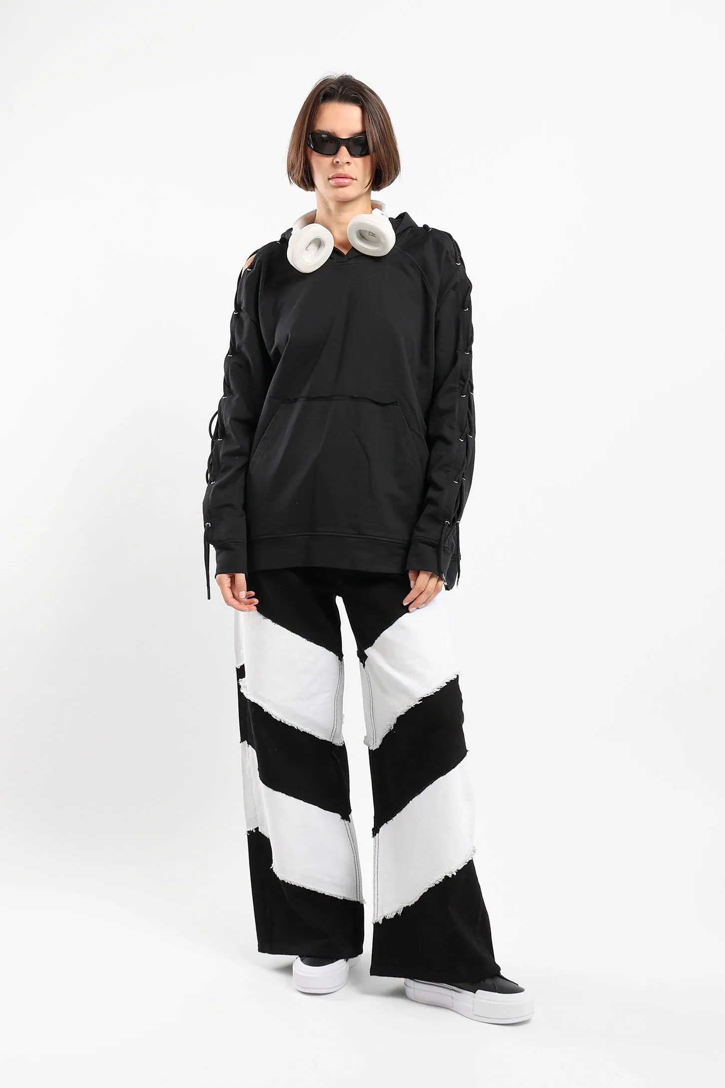 EDGY LACE-UP COMFORT HOODIE - BLACK