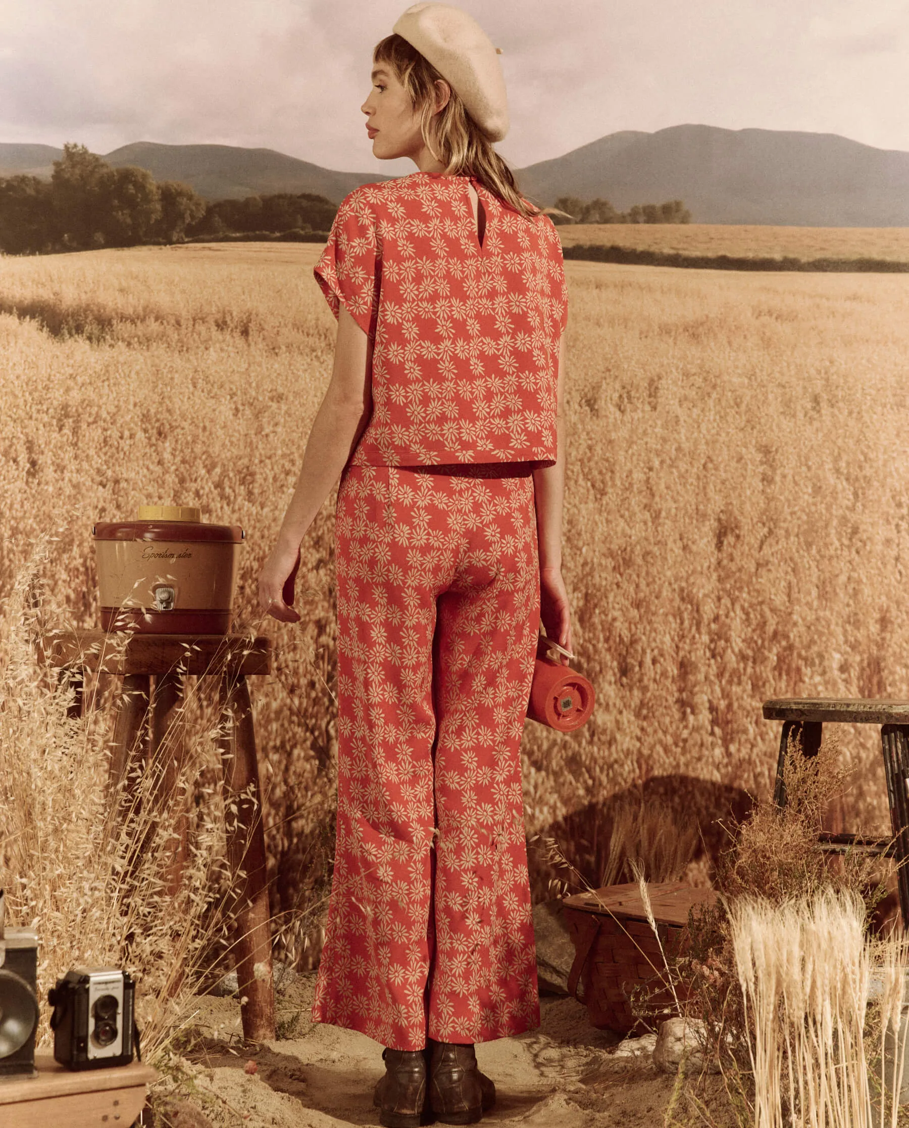 The Dance Pant. -- Desert Red Scattered Daisy
